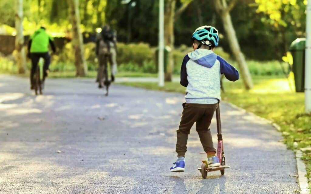 child, little boy, going